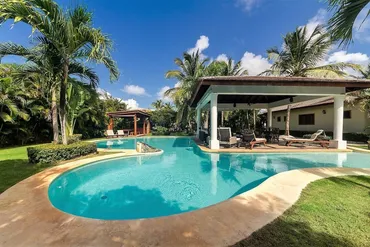 Punta Cana 4BR Exotic Villa